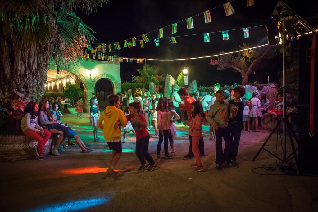 Complejo Turistico Las Canadas Casas De Campo- Actividades Gratuitas Todos Los Fines De Semana Banos De Montemayor Exteriér fotografie